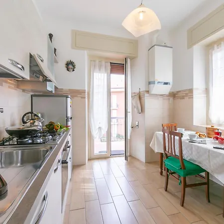 Residenza La Terrazza Di Dante: 2Br Apartment With Sunny Terrace - Happy Rentals Stresa