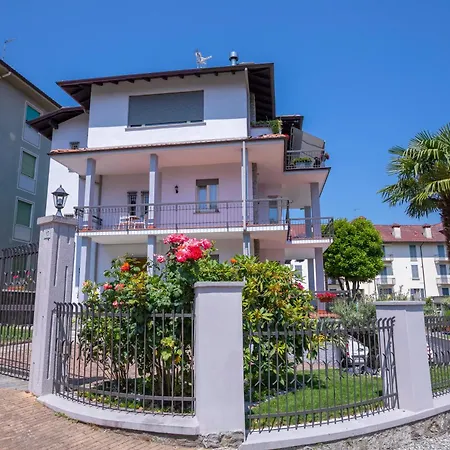 Appartamento Residenza La Terrazza Di Dante - Happy Stresa